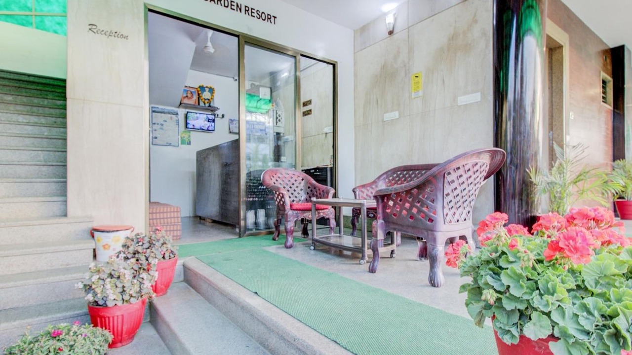 Photo of Patio Balcony in Mount Abu