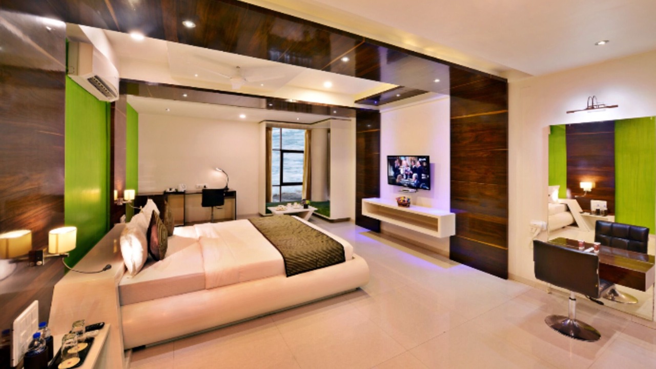 Photo of Bedroom in Porbandar
