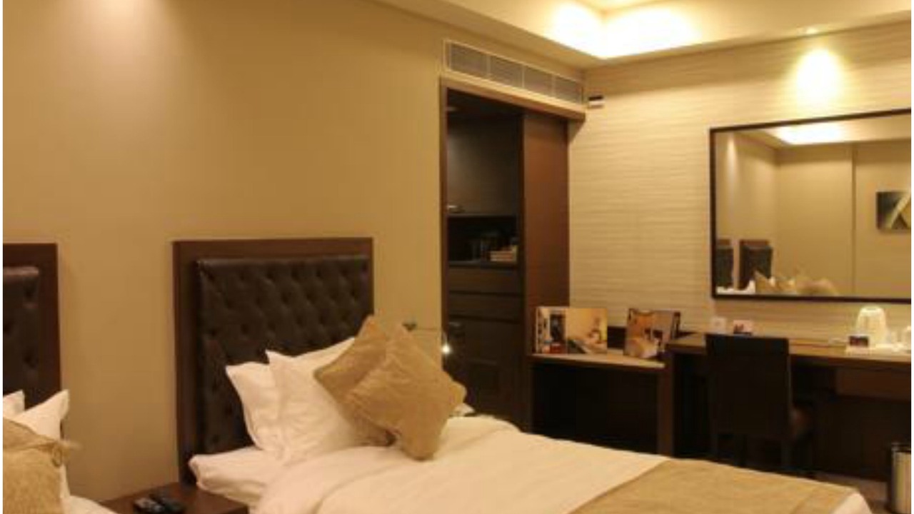 Photo of Bedroom in Dharmatala