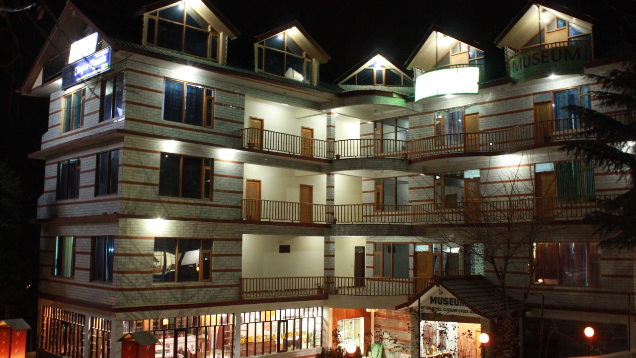 Photo of Buildings in Manali