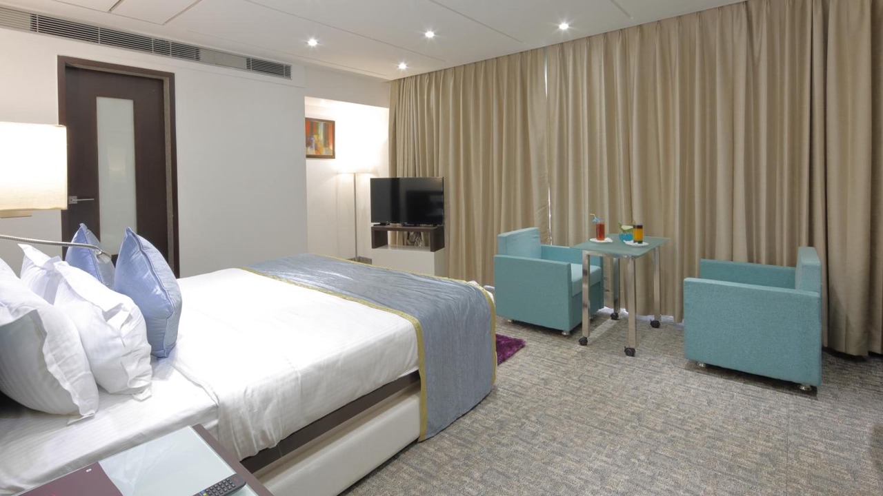 Photo of Bedroom in Thaltej