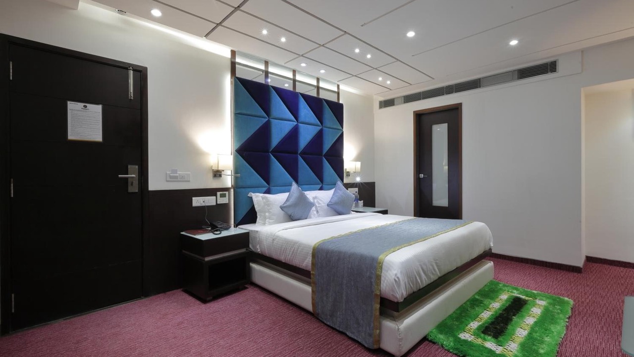 Photo of Bedroom in Thaltej