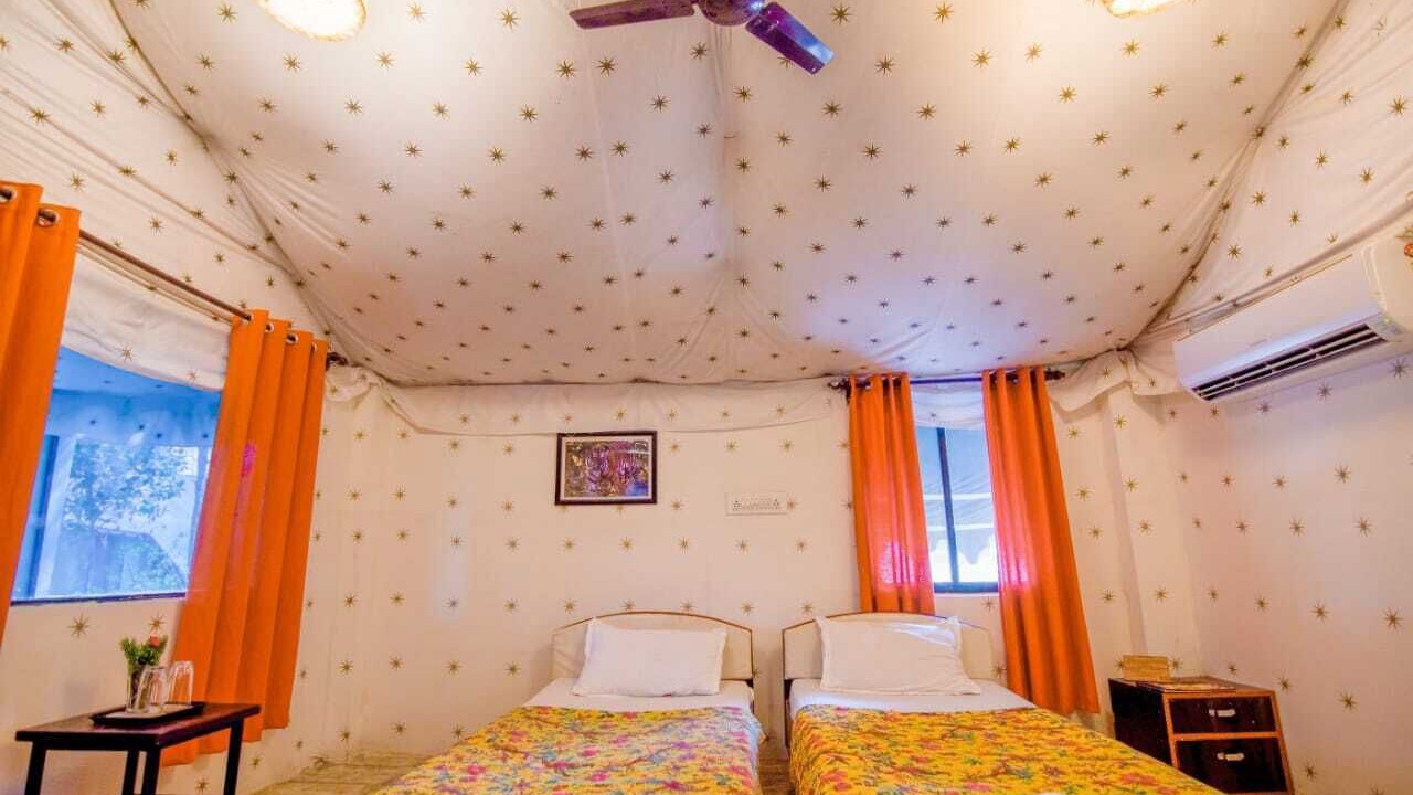 Photo of Bedroom in Moharli