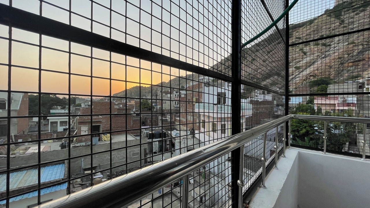 Photo of Patio Balcony in Pink City
