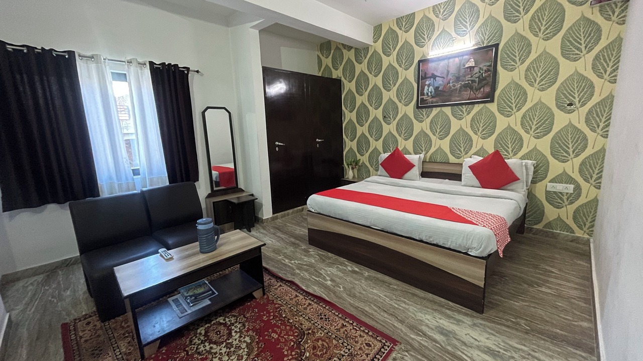 Photo of Bedroom in Pink City