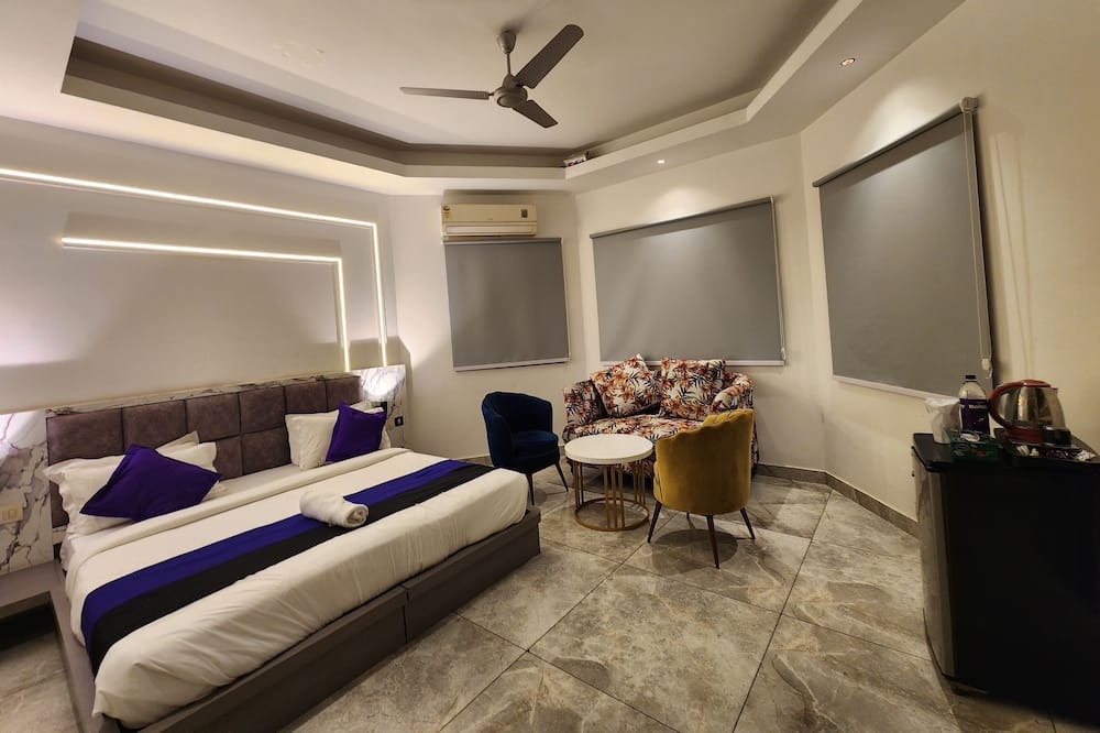 Photo of Bedroom in Sector 14