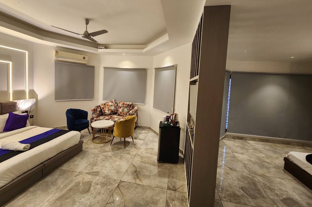 Photo of Bedroom in Sector 14