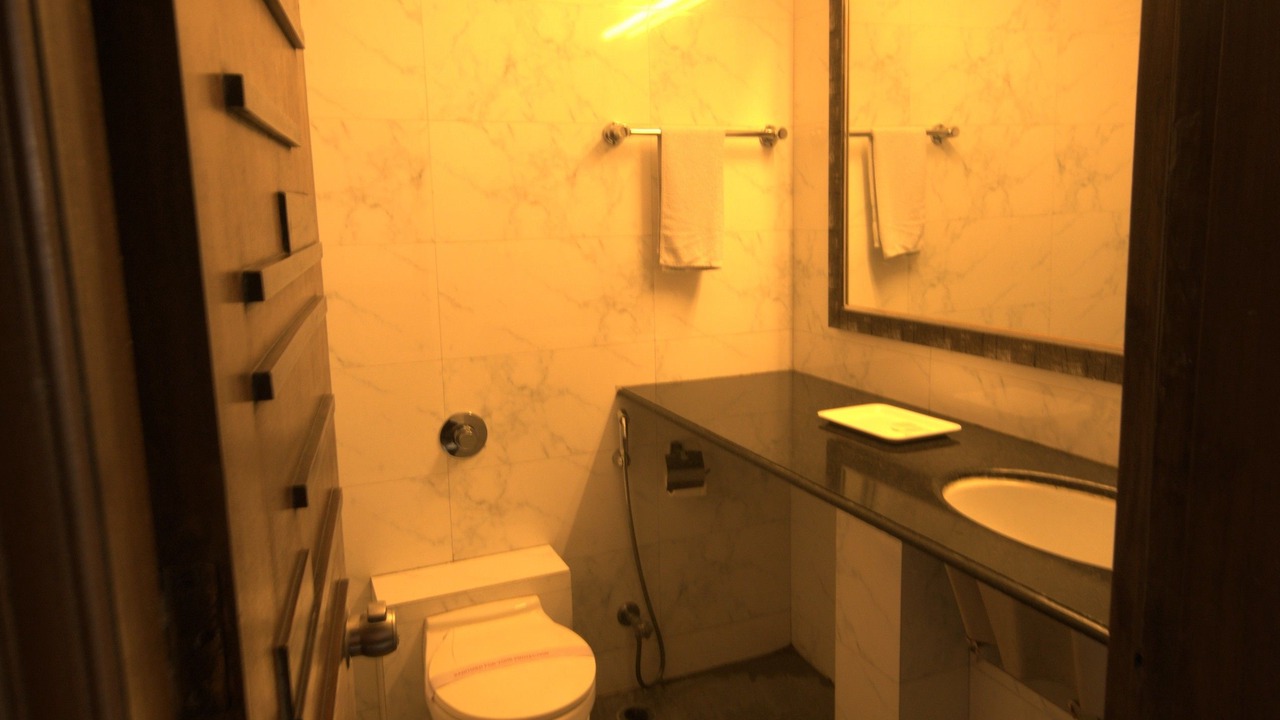 Photo of Bathroom in Saket