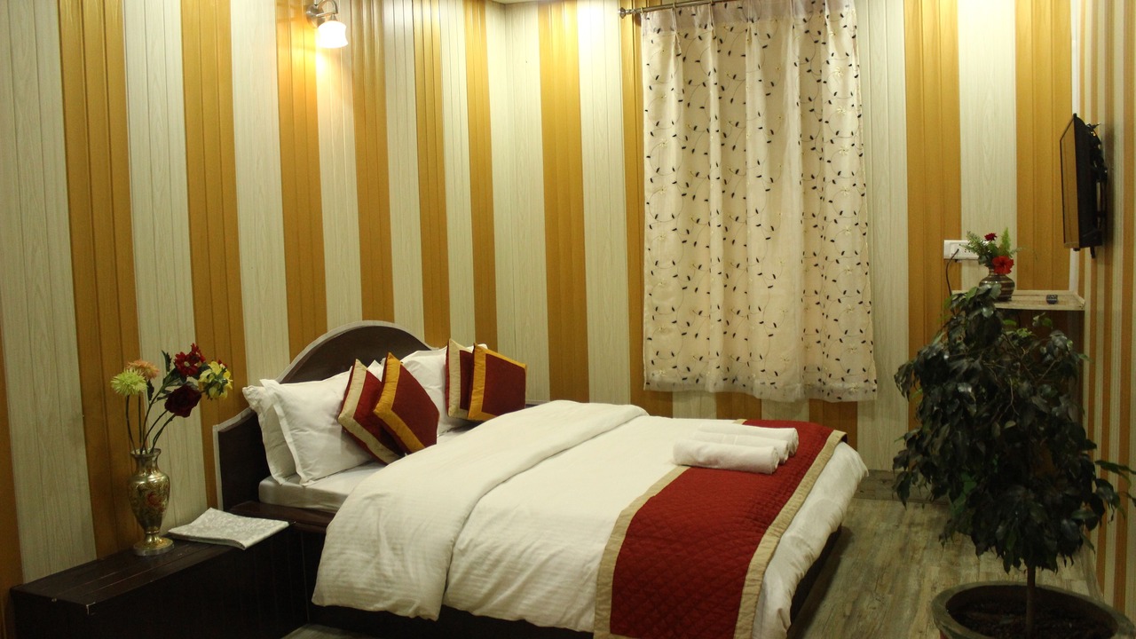 Photo of Bedroom in Mount Abu