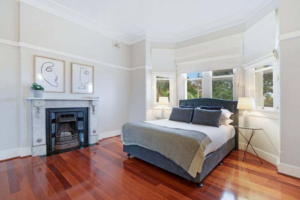 Photo of Others in Cremorne