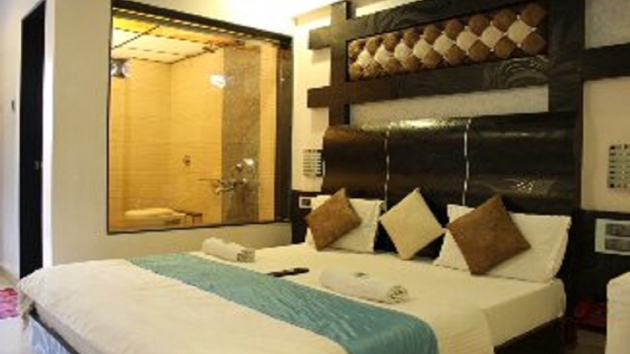 Photo of Bedroom in Mahabaleshwar