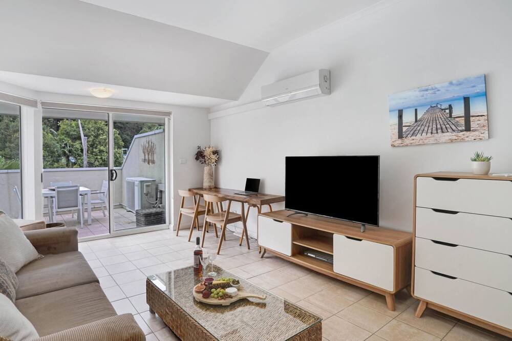 Photo of Livingroom in Palm Beach