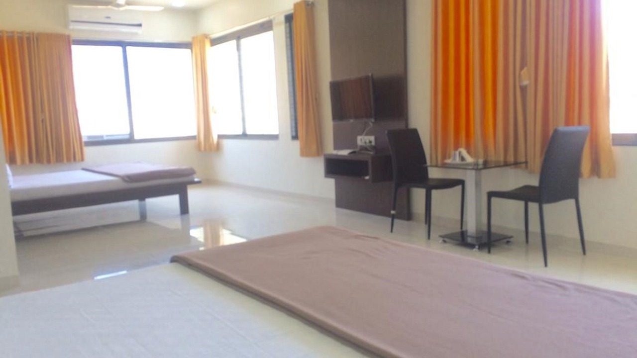 Photo of Bedroom in Trimbak