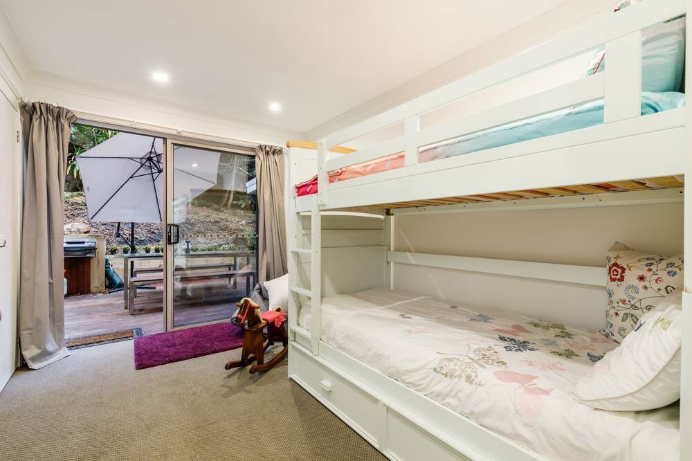 Photo of Bedroom in Dangar Island