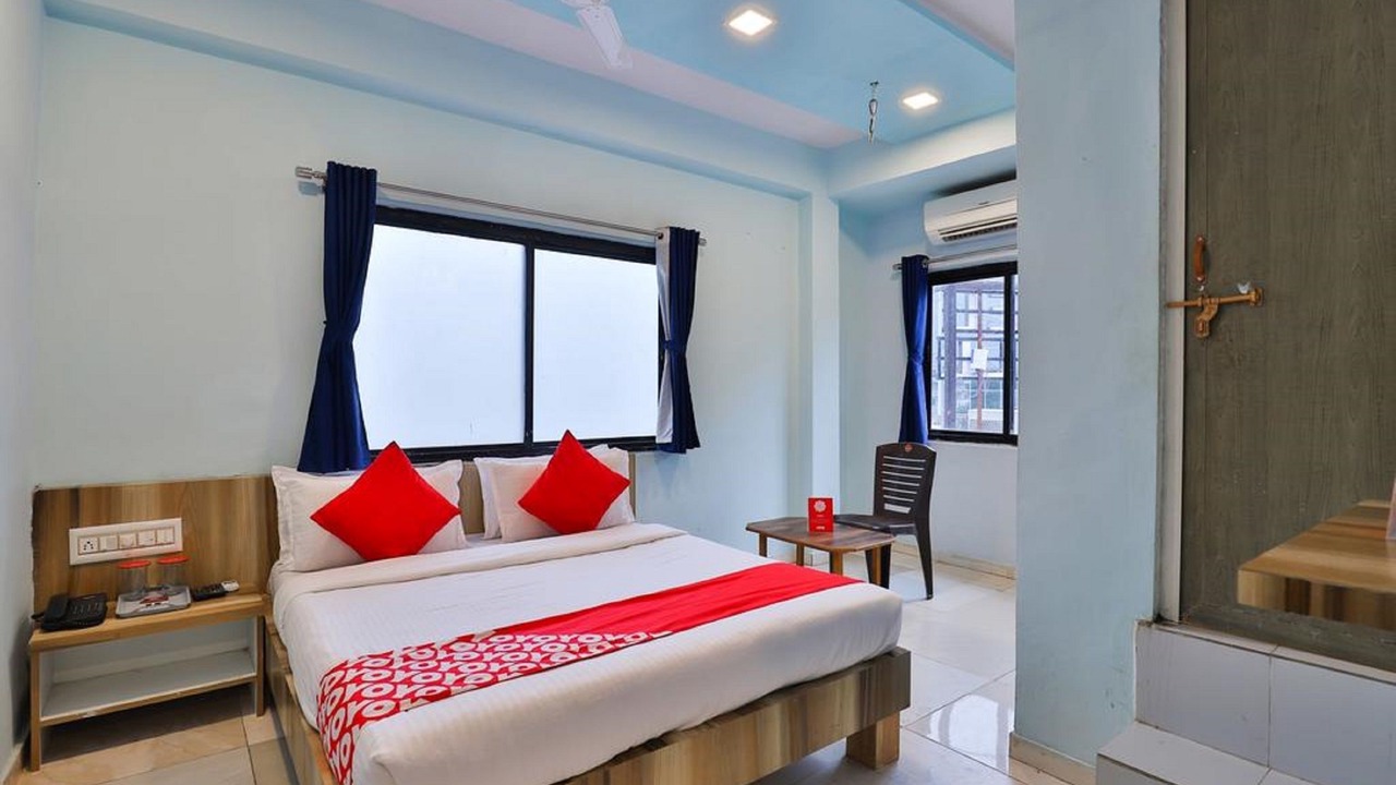 Photo of Bedroom in Navrangpura