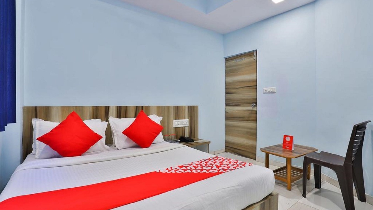 Photo of Bedroom in Navrangpura