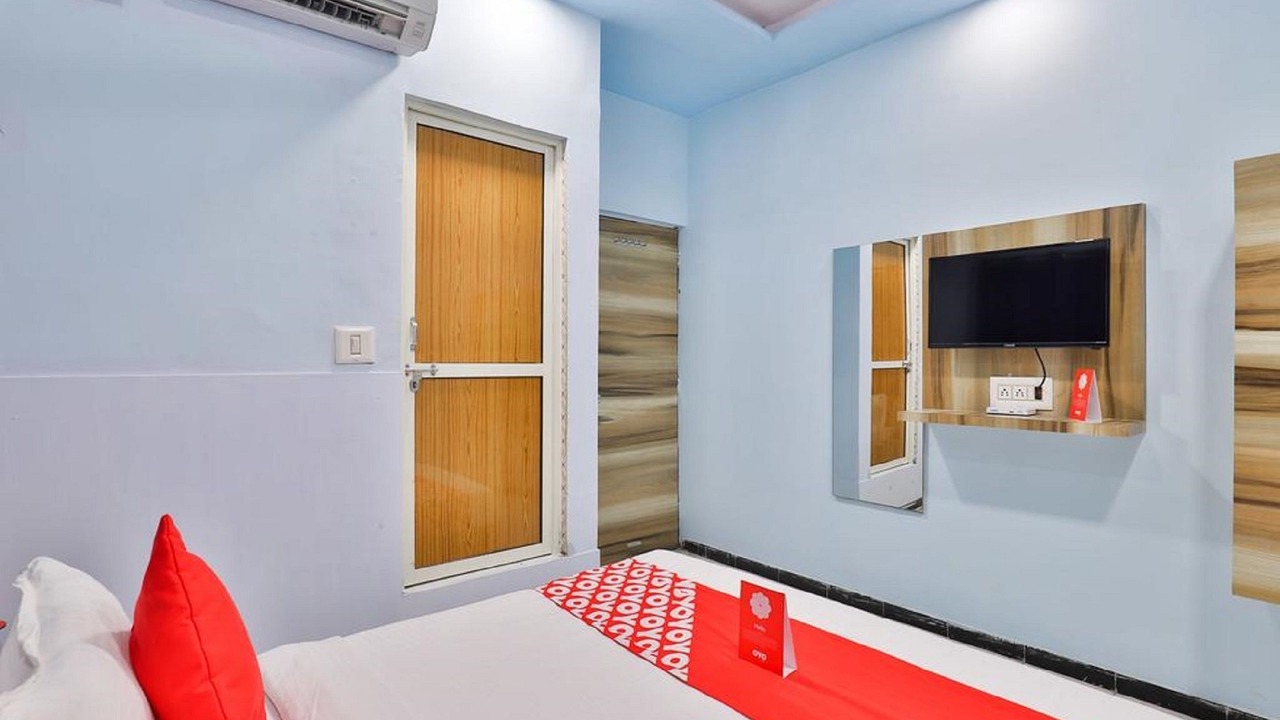 Photo of Bedroom in Navrangpura