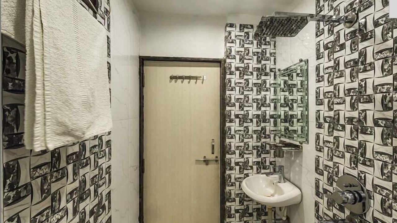 Photo of Bathroom in Maharana Pratap Nagar