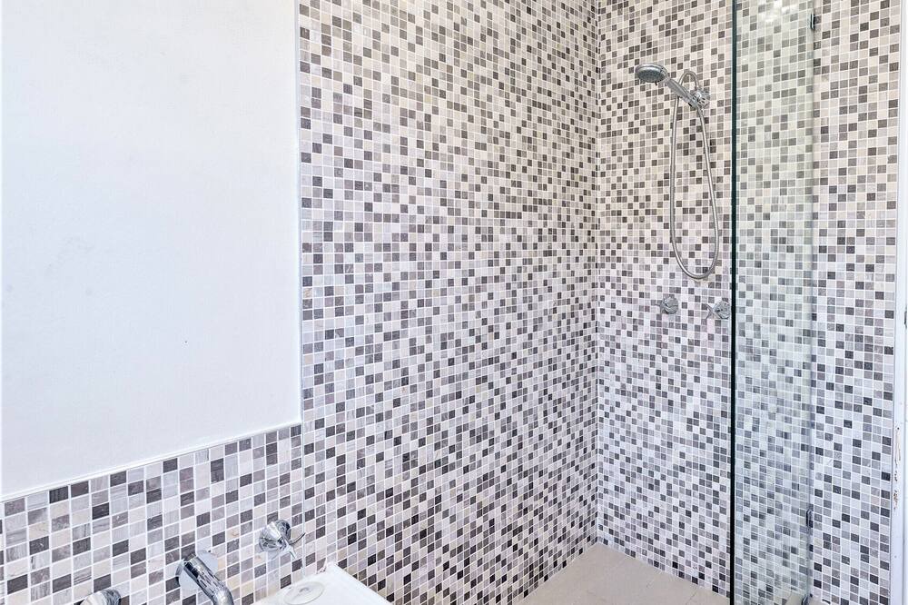 Photo of Bathroom in North Bondi