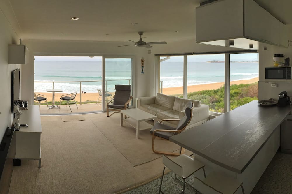 Photo of Livingroom in Narrabeen