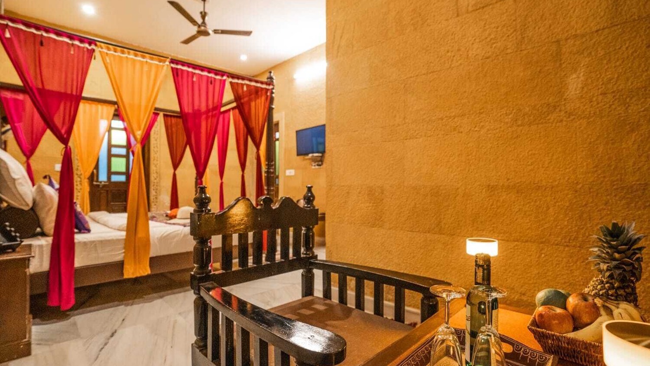 Photo of Bedroom in Amar Sagar Pol