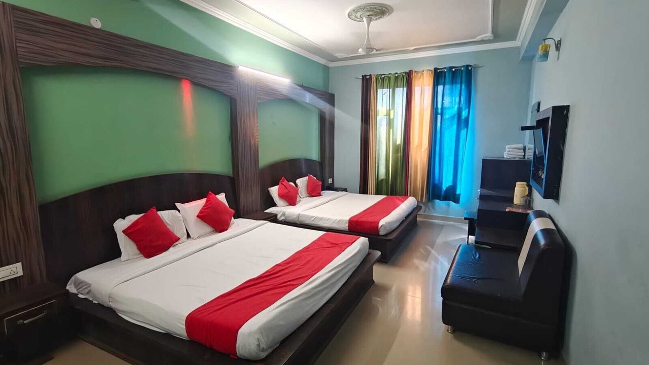 Photo of Bedroom in Katra