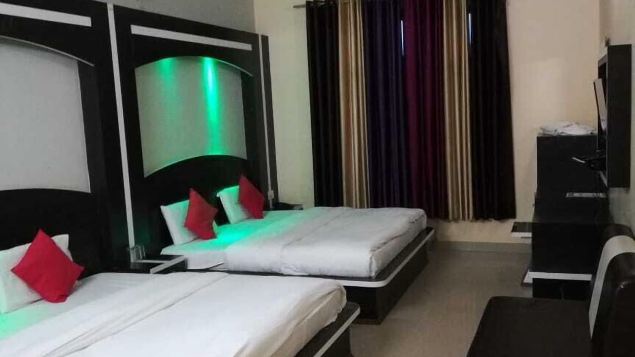 Photo of Bedroom in Katra
