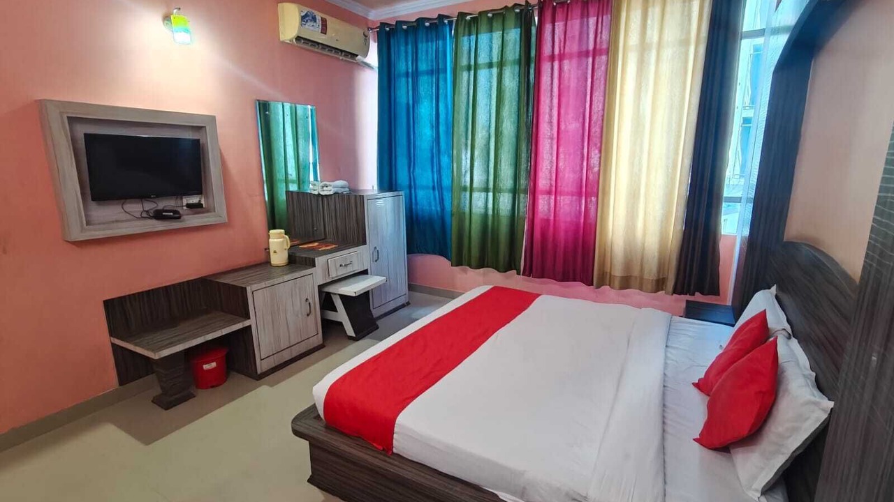 Photo of Bedroom in Katra