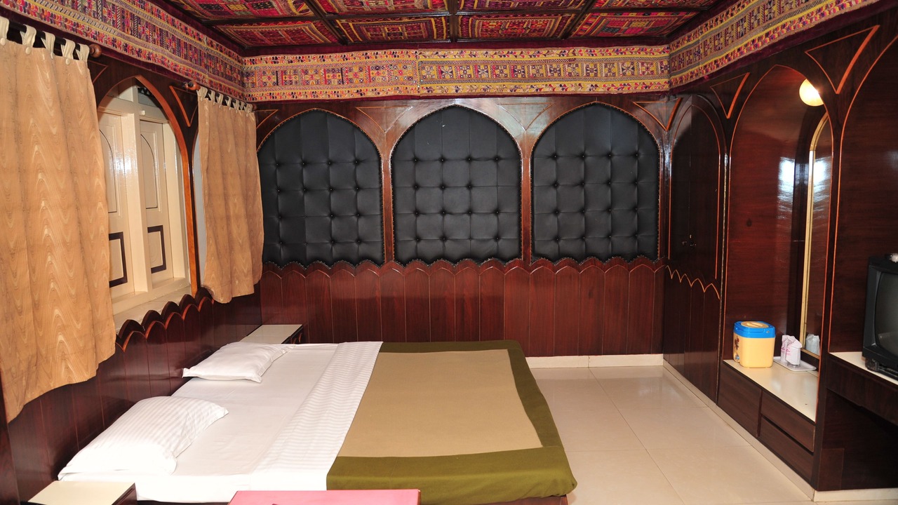 Photo of Bedroom in Navarangpura Gam