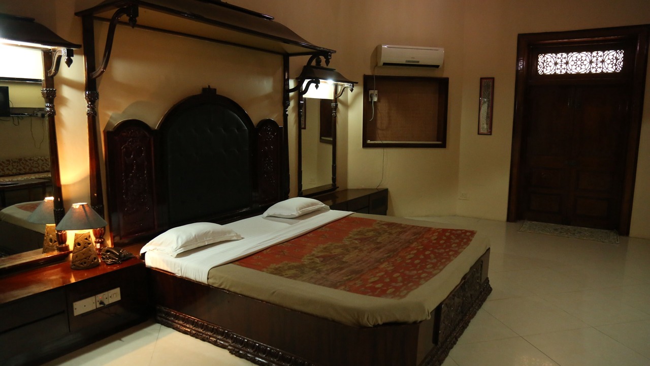 Photo of Bedroom in Navarangpura Gam