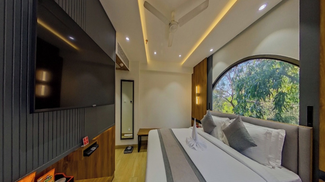 Photo of Bedroom in Sayajiganj