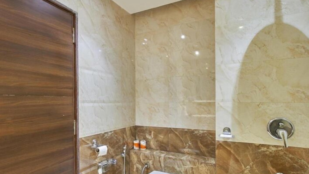 Photo of Bathroom in Sayajiganj