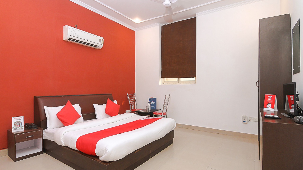 Photo of Bedroom in Sector 40