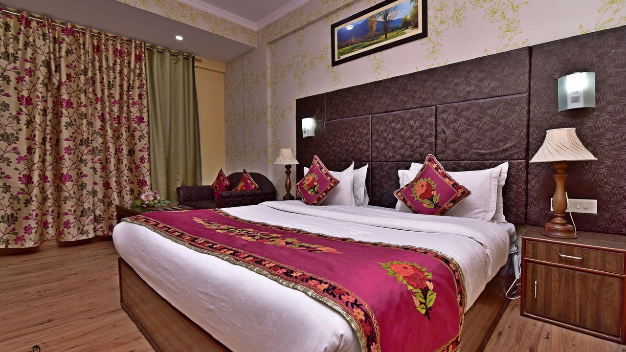 Photo of Bedroom in Srinagar