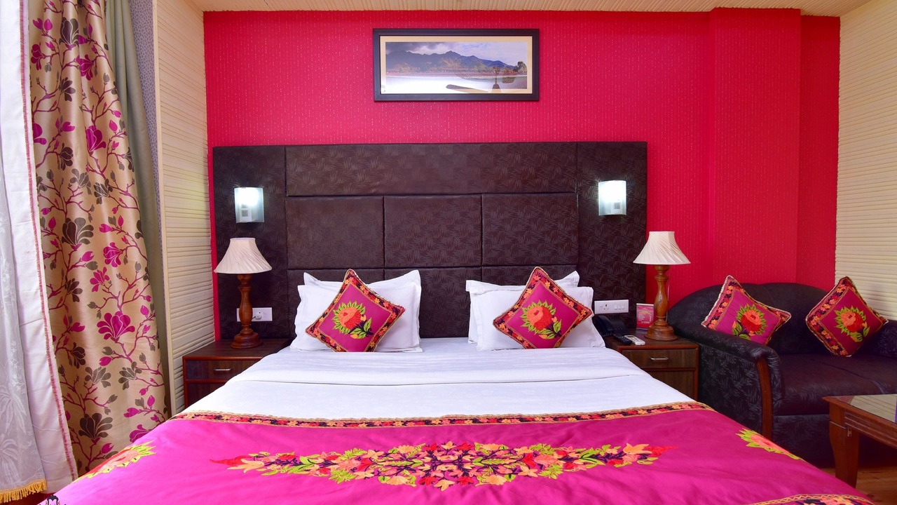 Photo of Bedroom in Srinagar