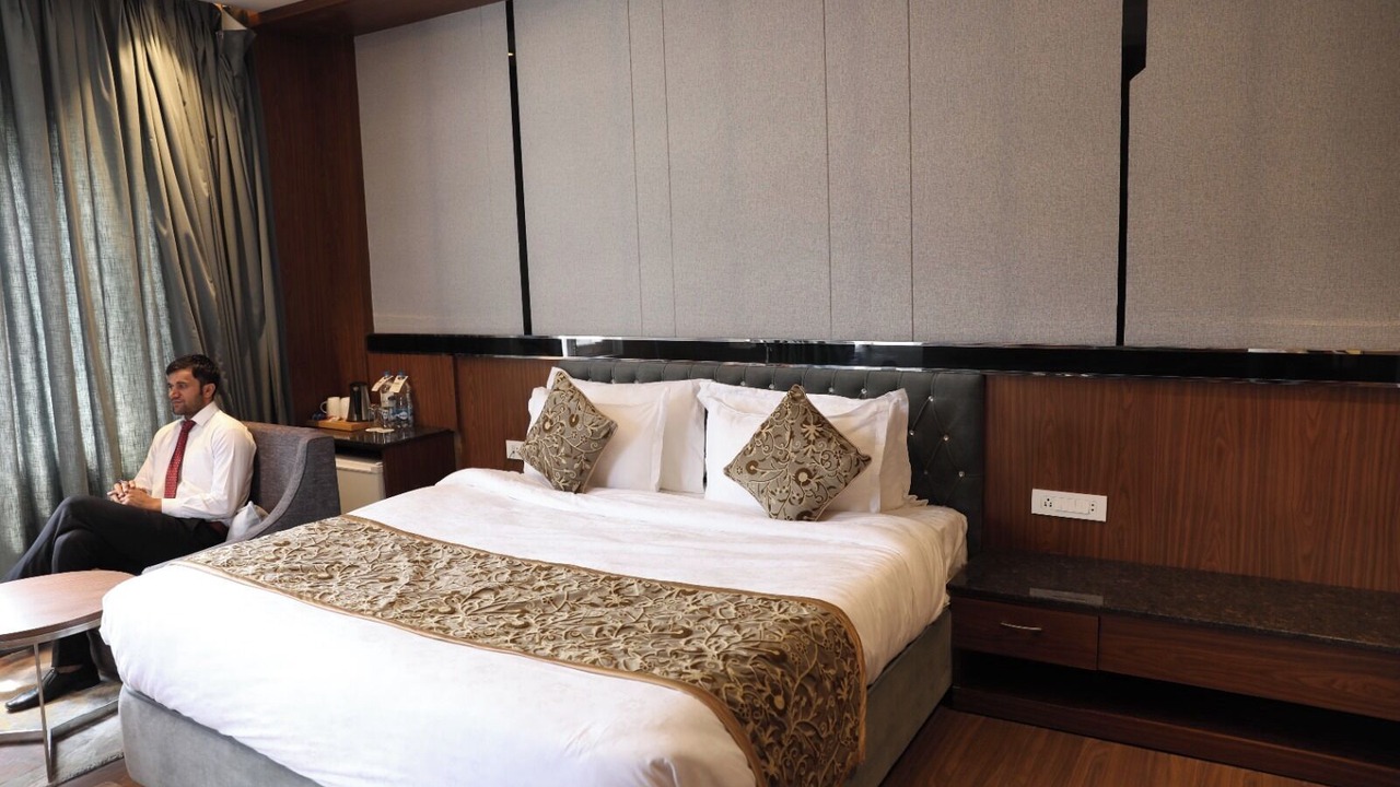 Photo of Bedroom in Srinagar