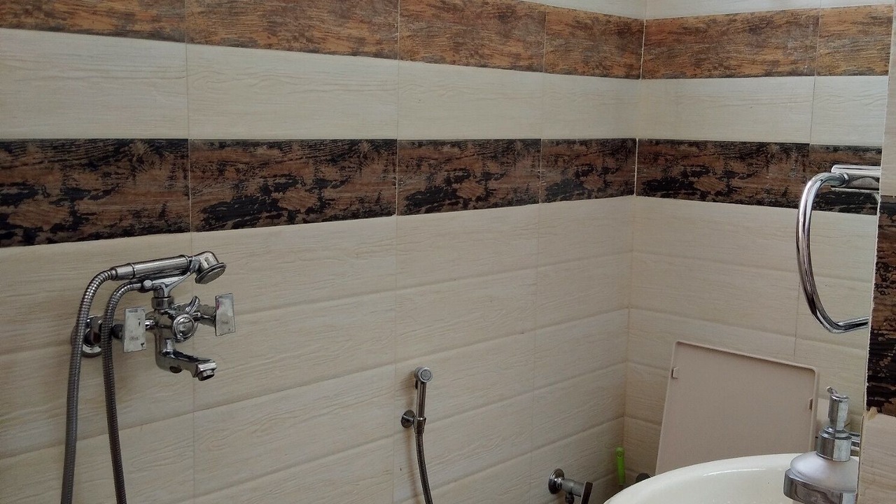 Photo of Bathroom in Naraina