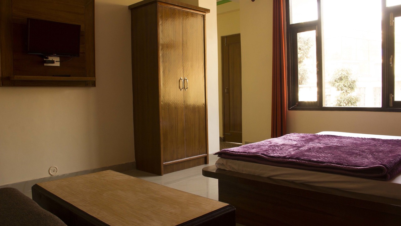 Photo of Bedroom in McLeod Ganj