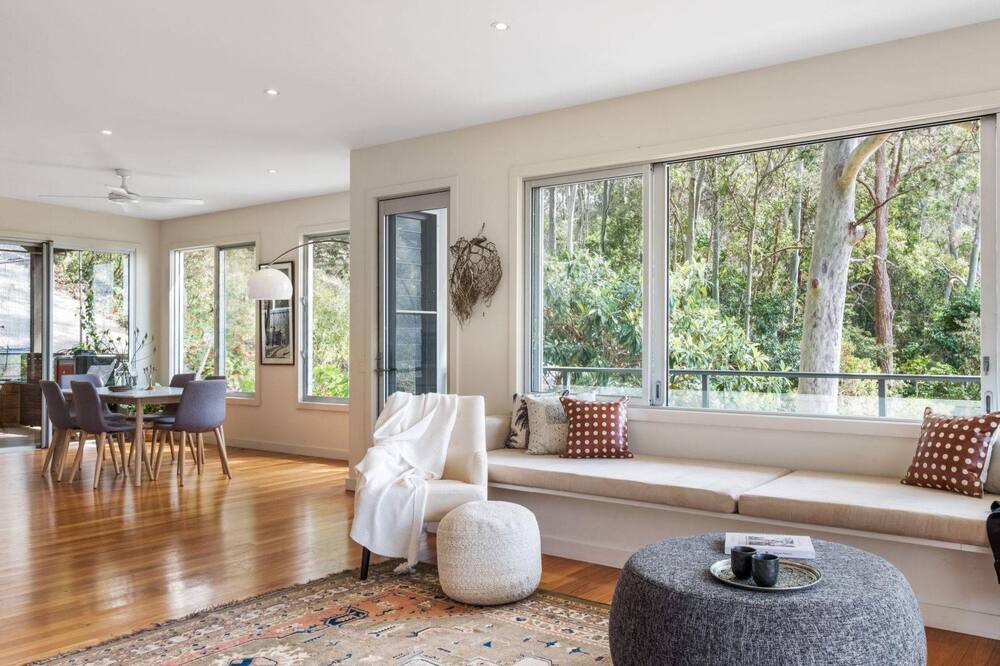 Photo of Livingroom in Pretty Beach Central Coast