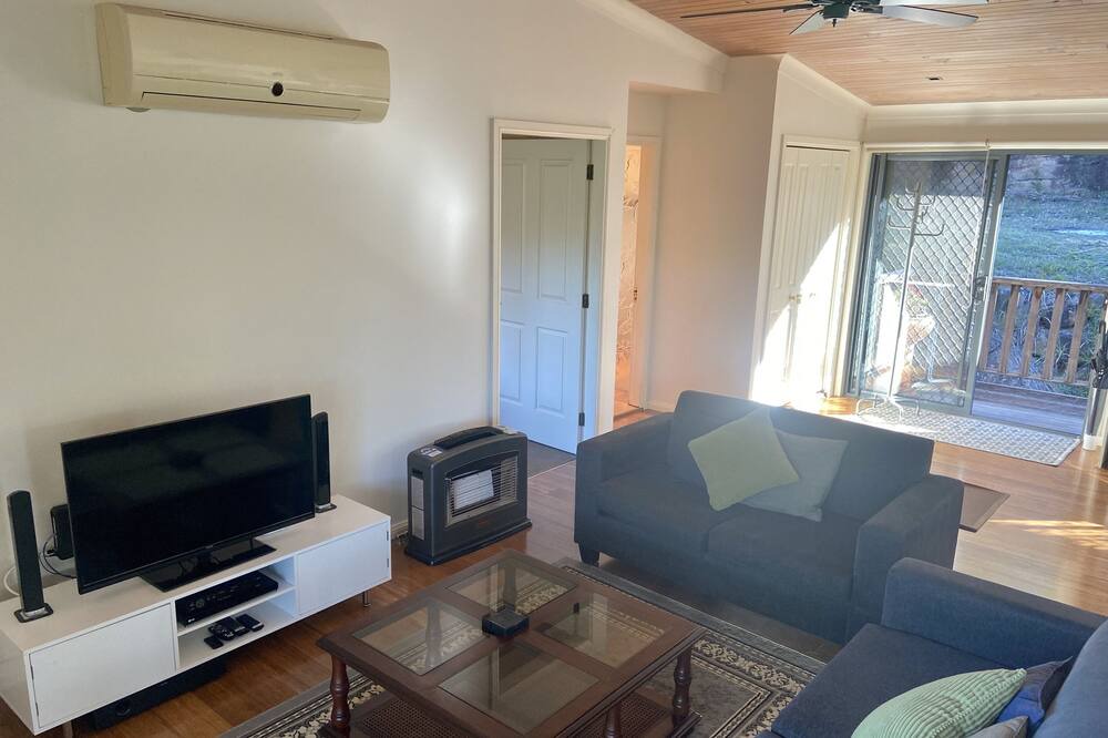 Photo of Livingroom in Wollombi
