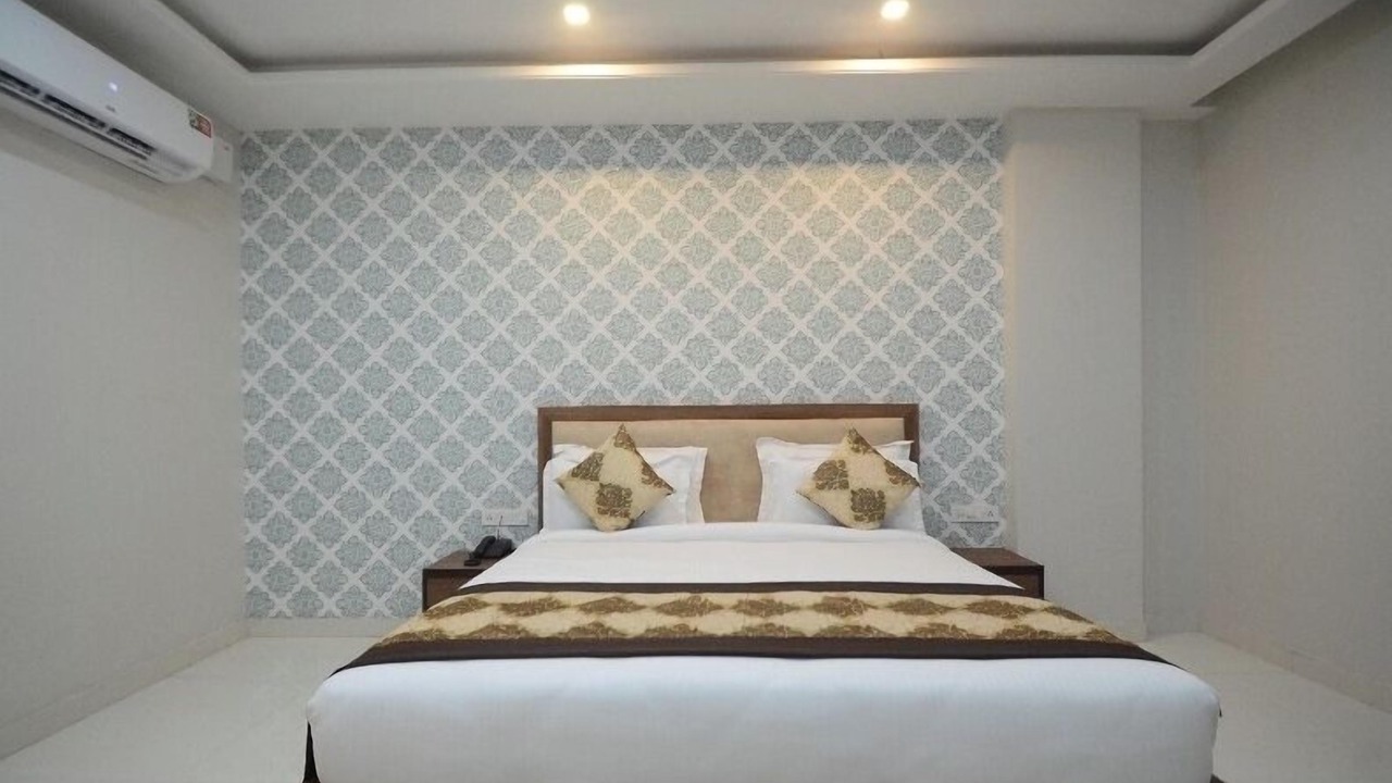 Photo of Bedroom in Malviya Nagar