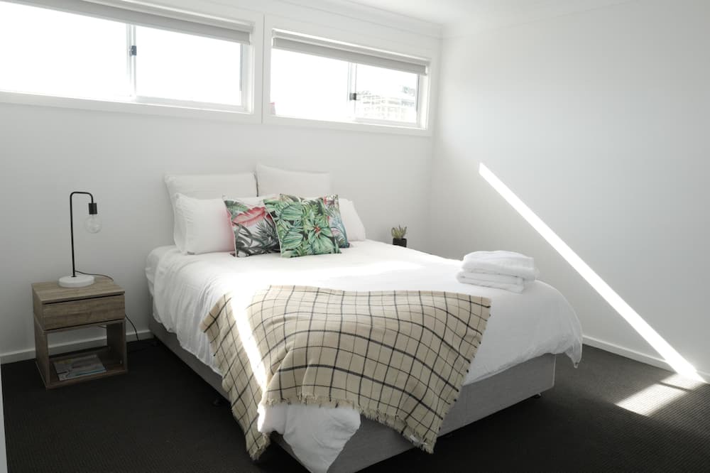 Photo of Bedroom in Catherine Hill Bay