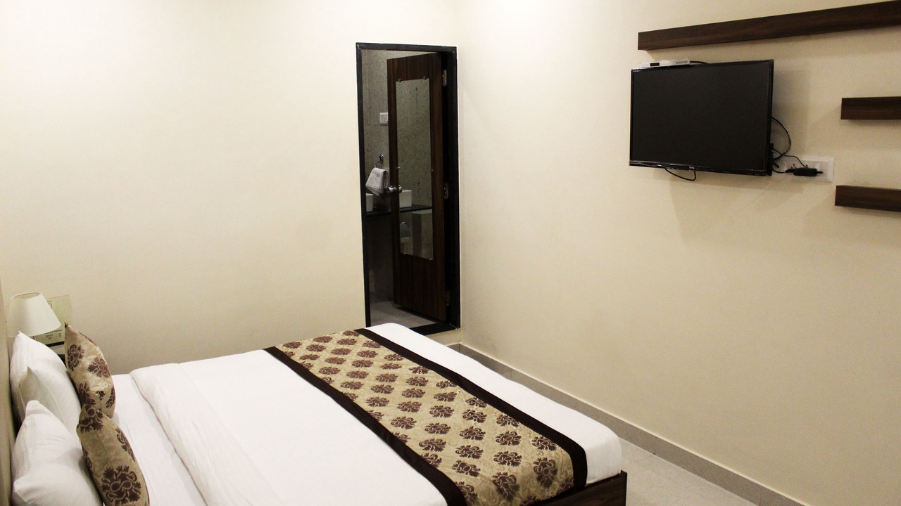 Photo of Bedroom in Jamnagar