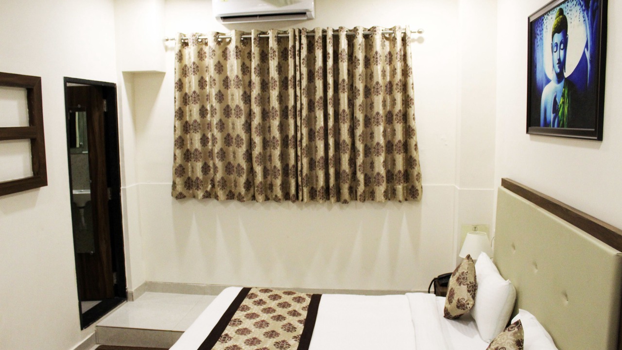 Photo of Bedroom in Jamnagar