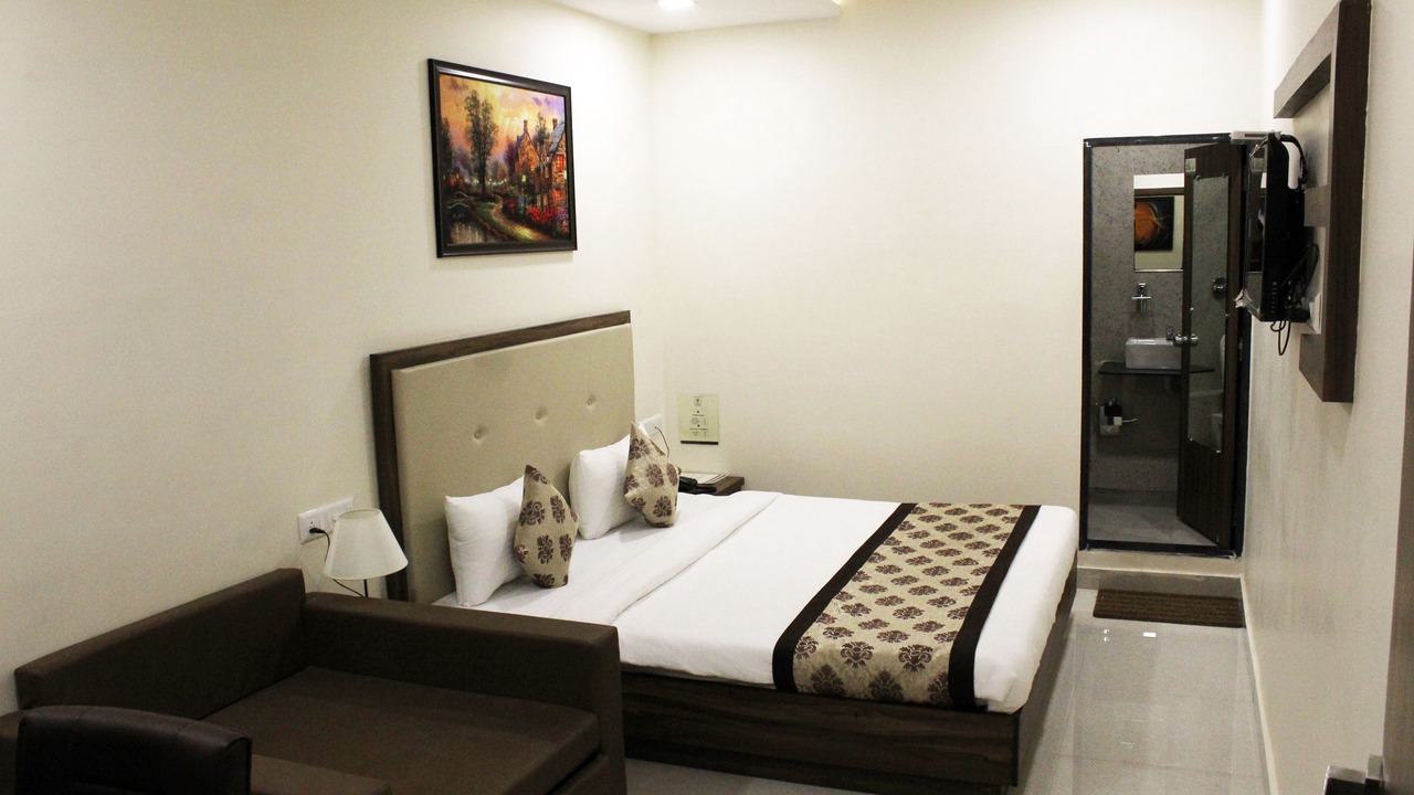 Photo of Bedroom in Jamnagar