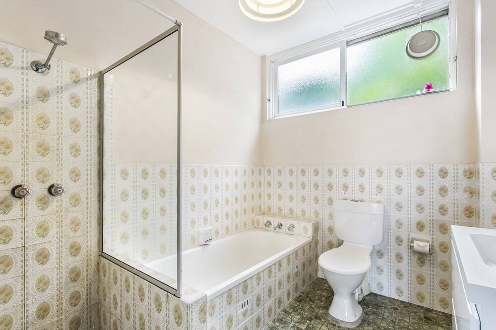 Photo of Bathroom in Wentworth Falls