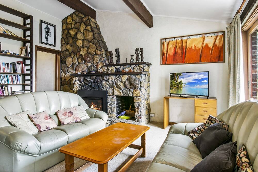 Photo of Livingroom in Wentworth Falls