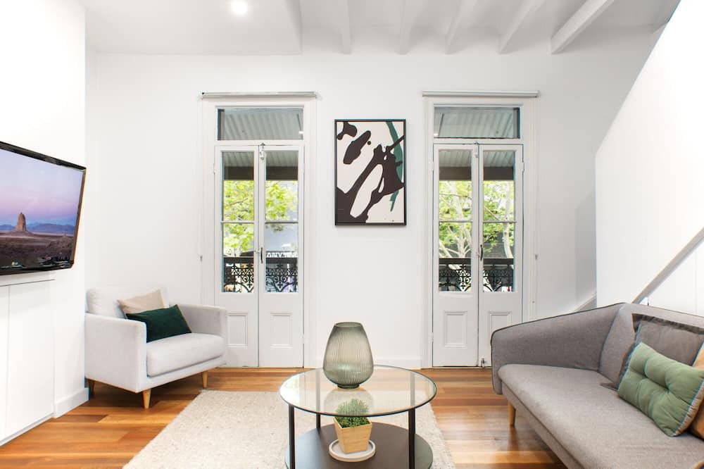 Photo of Livingroom in Pyrmont