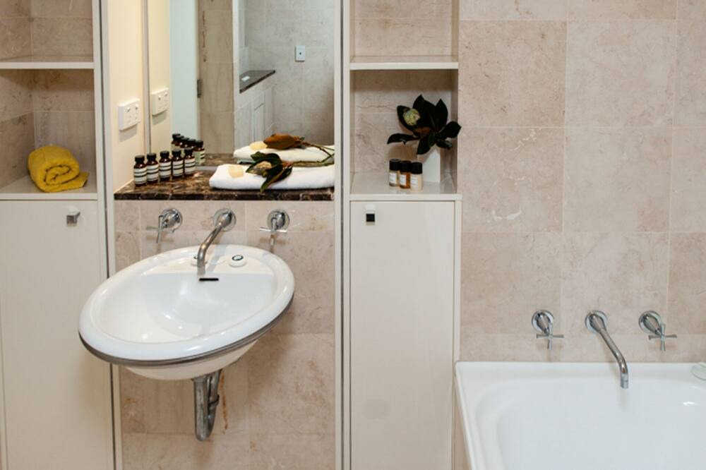 Photo of Bathroom in Rushcutters Bay