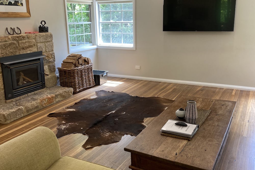 Photo of Livingroom in Wildes Meadow